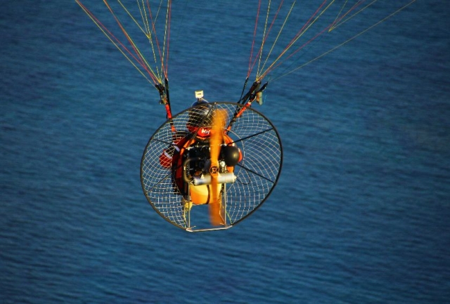 salta en paramotor.jpg